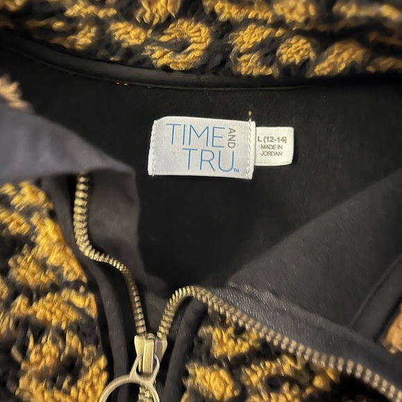 Time and Tru Leopard Black and tan Patterned Jacket Size Large - Picture 2 of 3